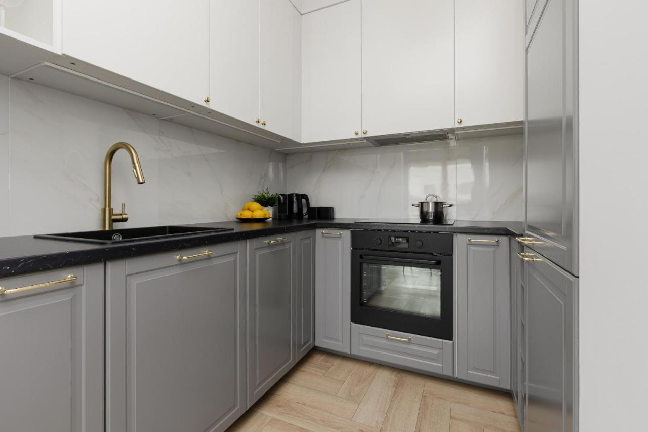 Stylish Apartment Kolejowa & Parking & Balcony By Noclegi Renters Warsaw Luaran gambar